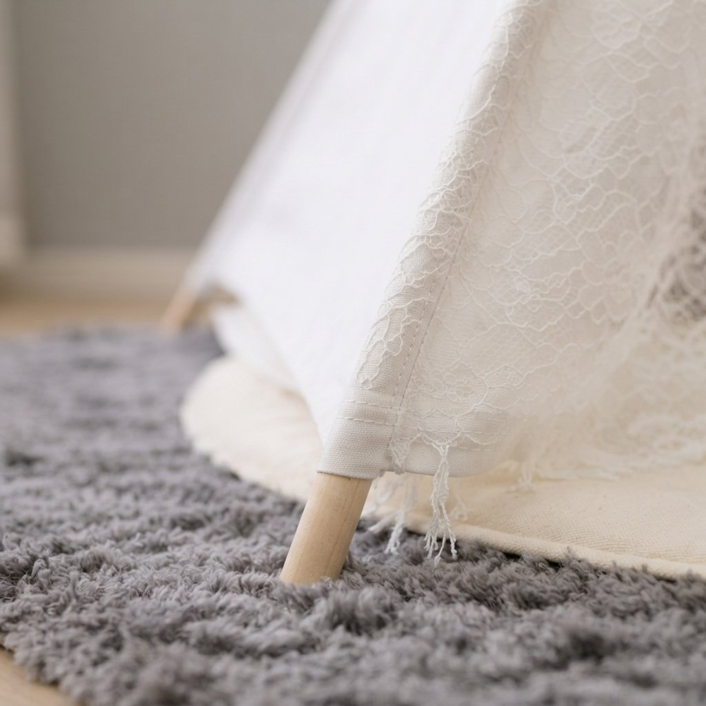 Lace Teepee Play Tent with Cloud Garland and Floor Mat, White