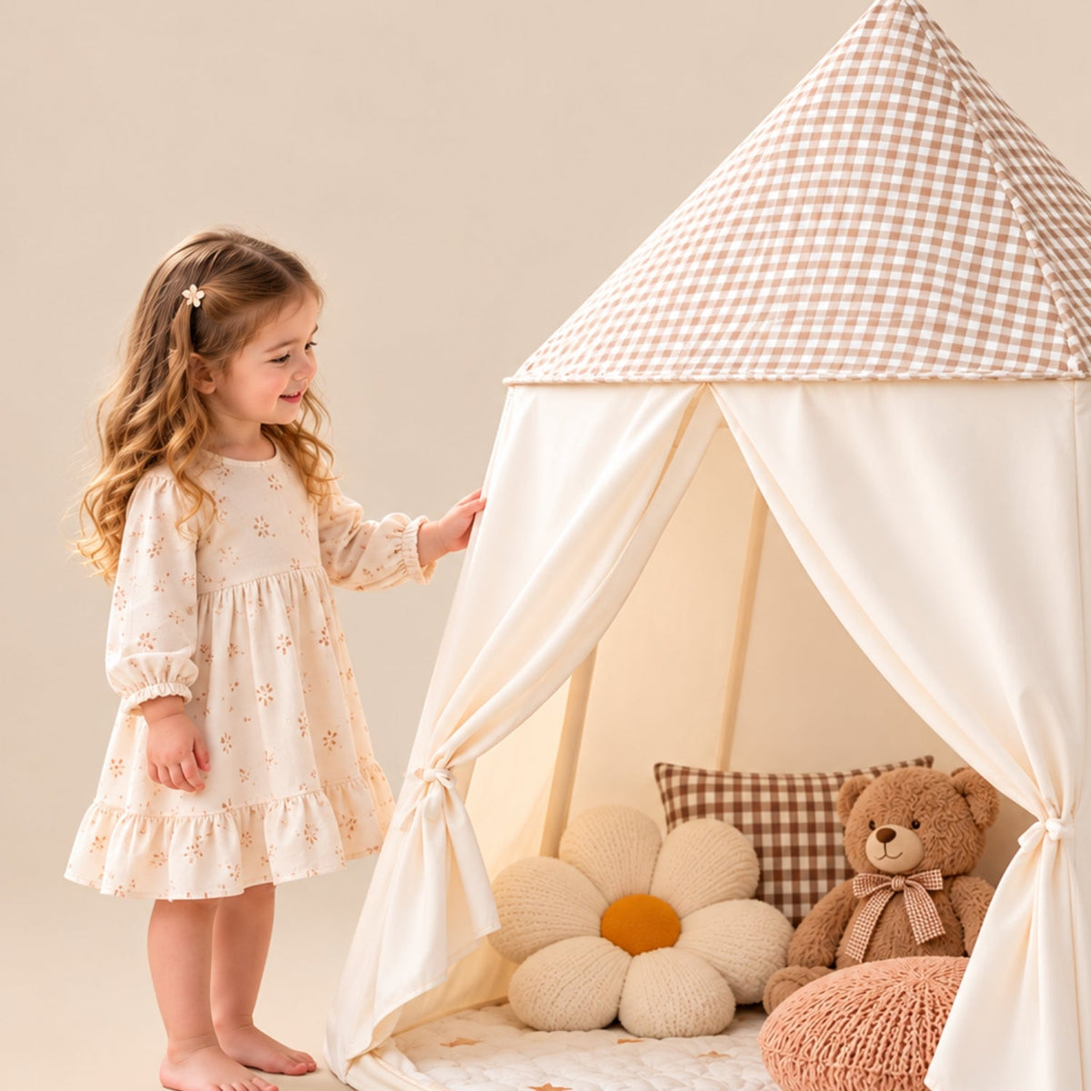 Pop-Up Gingham Cotton Play Tent with Mesh Windows and Flag Roof